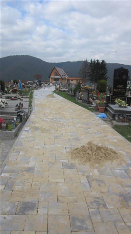 Dom smútku, cintorín r. 2014
