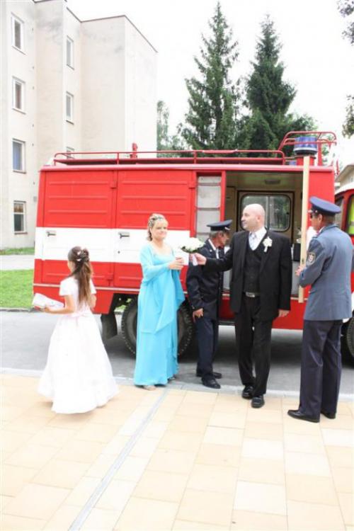 2011 - Hasiči na svadbe